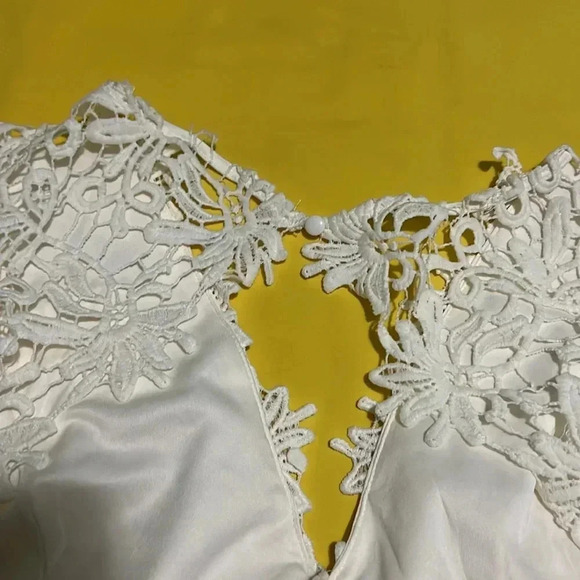Entro white lace dress M - Picture 9 of 9